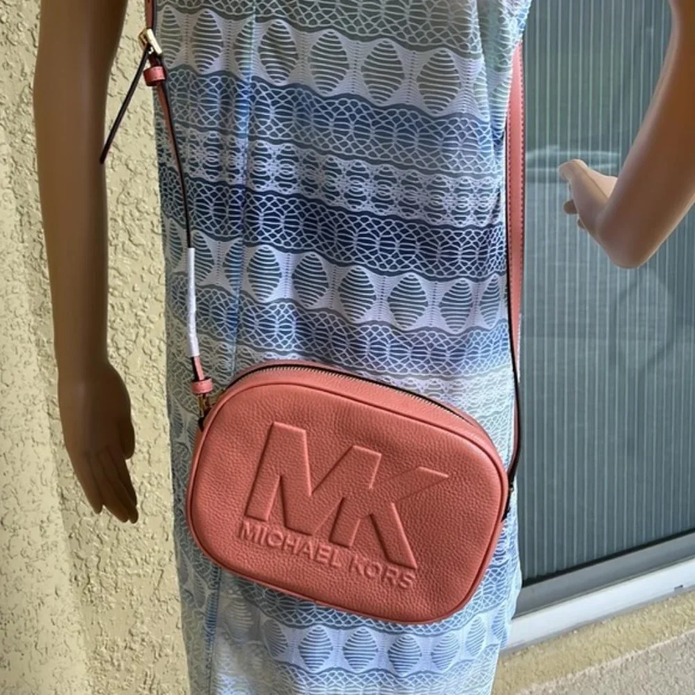 MICHAEL KORS Jet Set Medium Embossed Pebbled Leather Crossbody Bag Sherbert